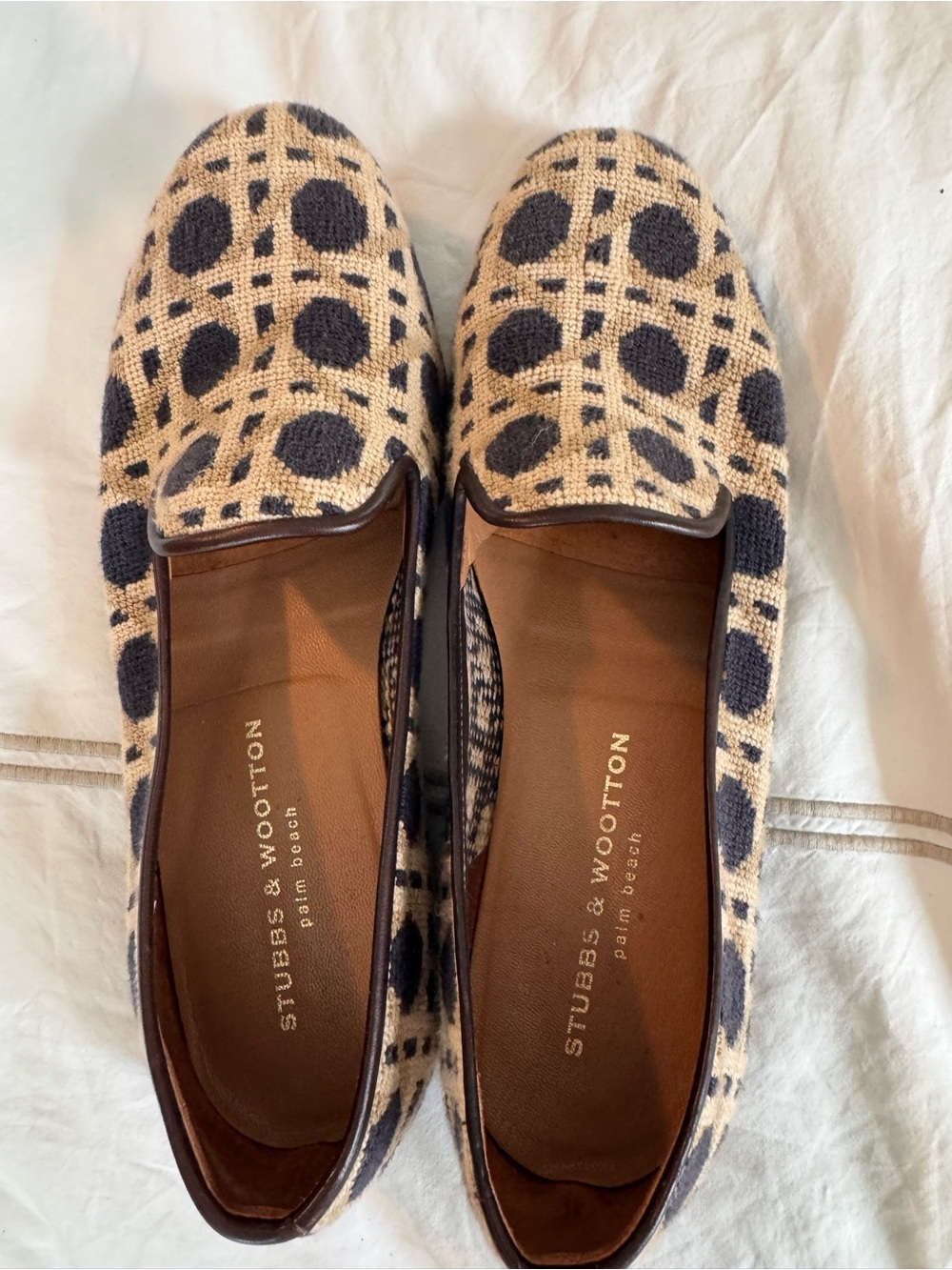Men’s Stubbs & Wootton Needlepoint Beige and black lattice loafers.